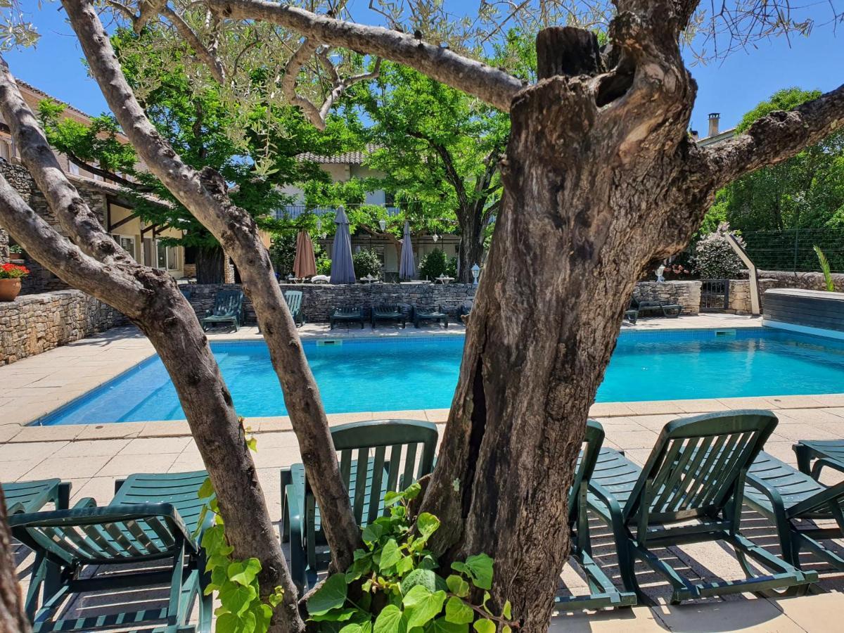 Saint-Martin-dʼArdèche Logis Hotel Restaurant L'Escarbille מראה חיצוני תמונה