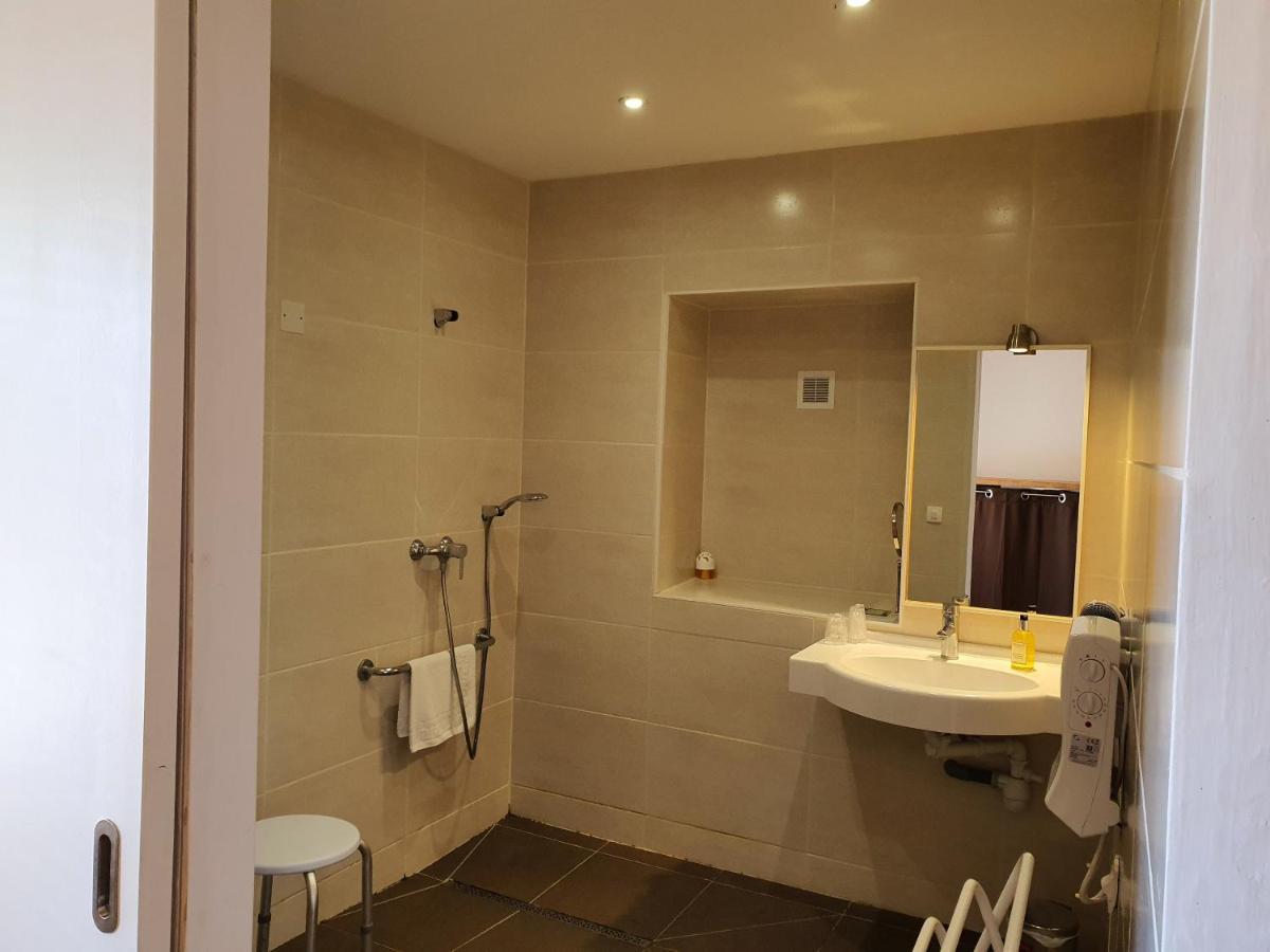 Saint-Martin-dʼArdèche Logis Hotel Restaurant L'Escarbille מראה חיצוני תמונה
